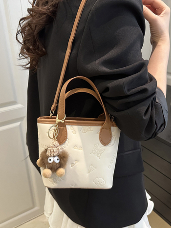 PU bucket táska cipzáras záródással, poliészter bélés, belső telefonzseb, válltáska-stílus