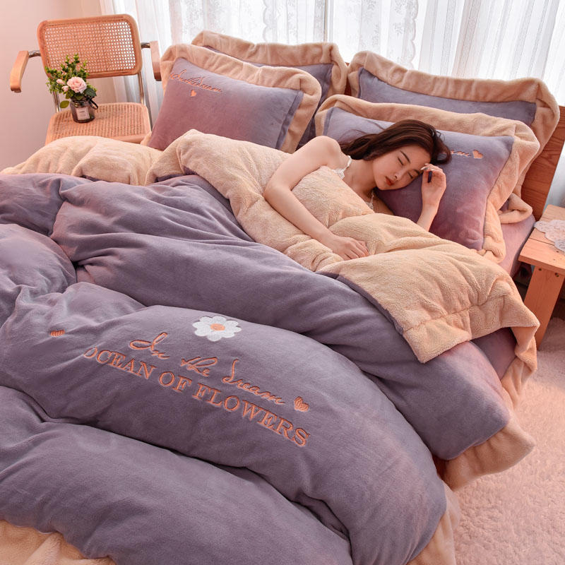 Milk Velvet set de pat din velur de lapte – 4 piese, greutate 2500–3000 g, imprimare și vopsire reactive