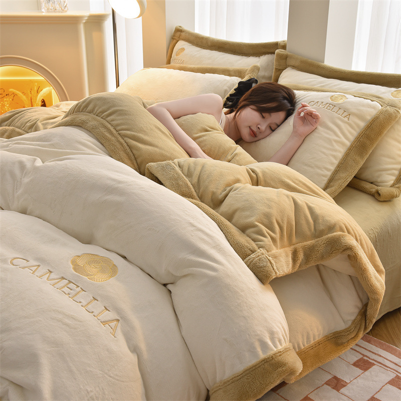 Milk Velvet set de pat din velur de lapte – 4 piese, greutate 2500–3000 g, imprimare și vopsire reactive