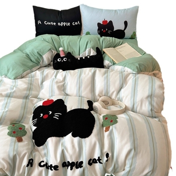 Set de lenjerie pat din bumbac spălat, patru piese, cu broderie cartoon și vopsire reactive