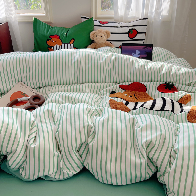 Set de lenjerie pat din bumbac spălat, patru piese, cu broderie cartoon și vopsire reactive