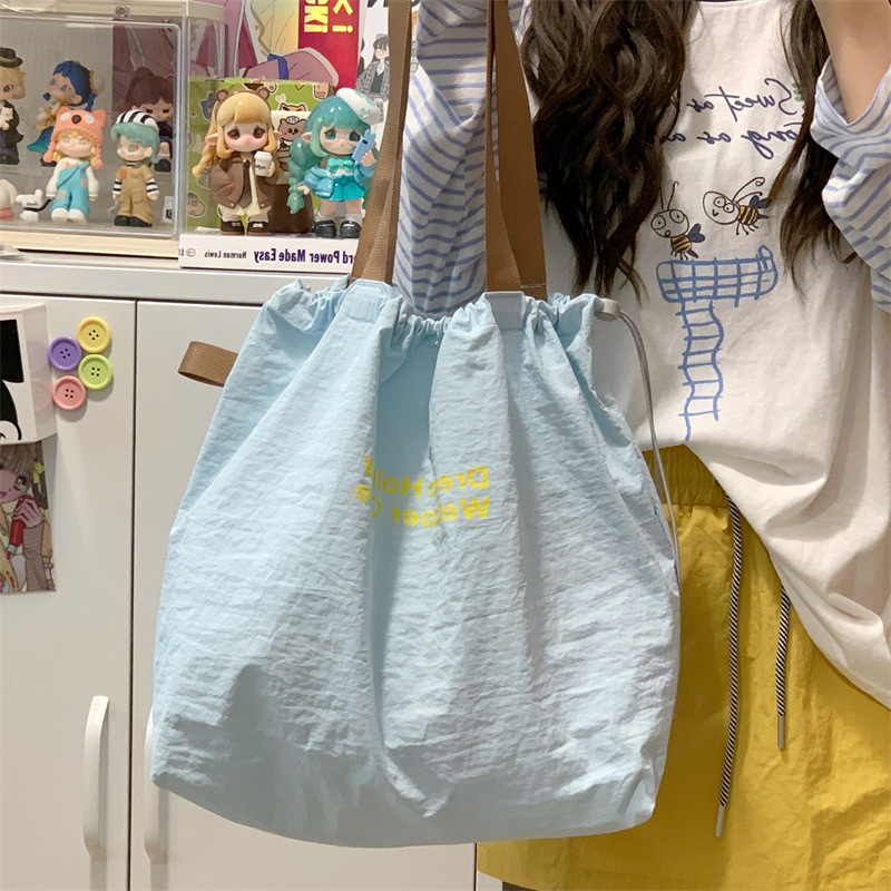 Unisex nylon tote torba s drawstring otvorom i skrivenim džepom na zatvarač