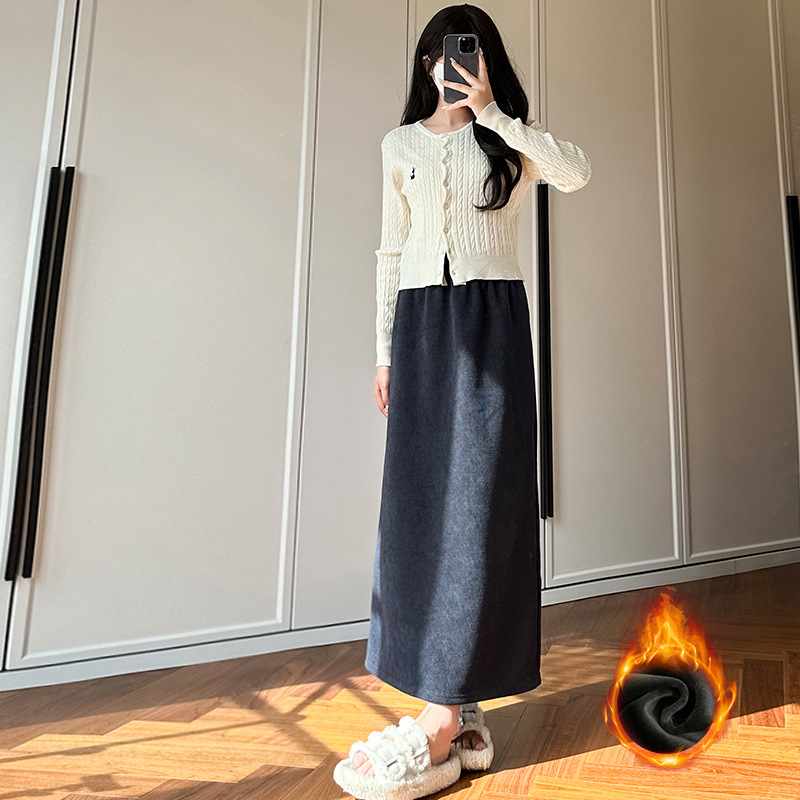 Flísová podšité sukňa s vysokým pásom, priliehavá na boky, strednej dĺžky, s chrbtovým rozparkom, jesenná-zimná, spandexová zmes