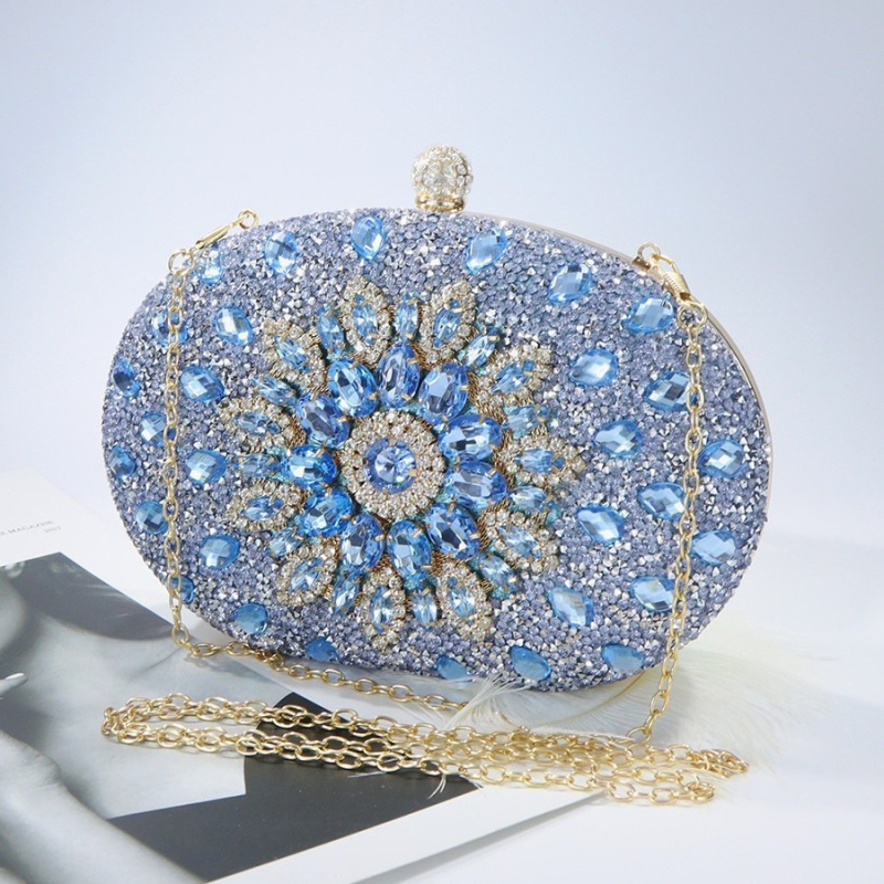 Női estélyi clutch táska; műanyag test; poliészter bélés; Box bag stílus; ovális forma; zár