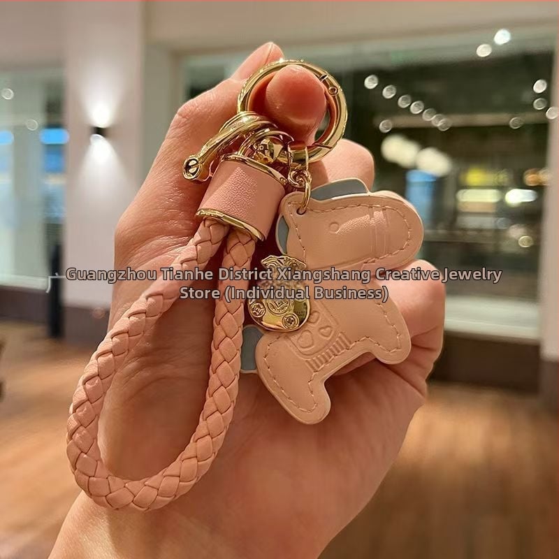 Autókulcs-gyűrű bőrszállal és cinkötvözetből készült pónival – modern minimalist stílus, DIY talizmán