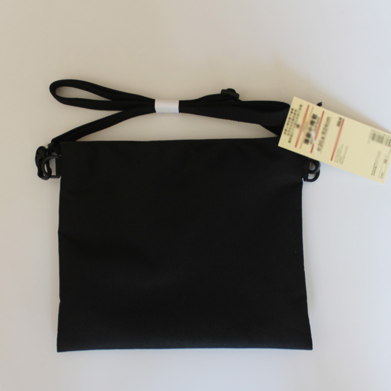 Crossbody torba - lagana, oksford tkanina, stil omotnice, vodootporna, jedna naramenica, horizontalno kvadratnog oblika