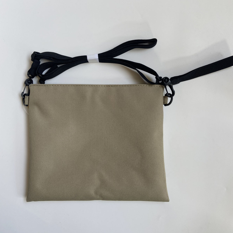 Crossbody torba - lagana, oksford tkanina, stil omotnice, vodootporna, jedna naramenica, horizontalno kvadratnog oblika