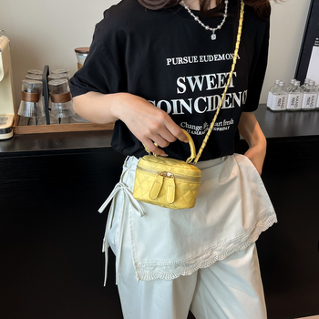 Mini ženska torbica PU, street fashion stil, horizontalni kvadratni oblik, zatvarač, unutarnja pretinica za mobitel