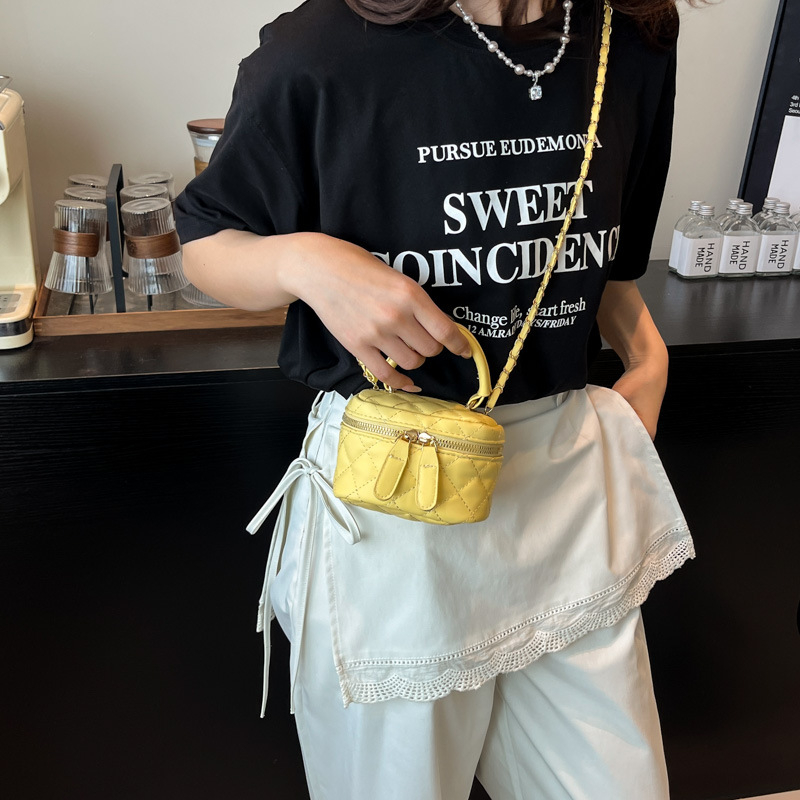 Mini ženska torbica PU, street fashion stil, horizontalni kvadratni oblik, zatvarač, unutarnja pretinica za mobitel