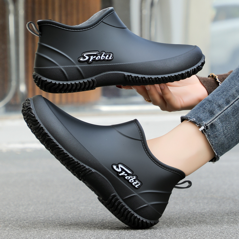 Ženske kišne cipele od PVC – vodootporne, protuklizne, niska visina, slip-on