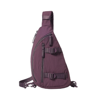 Unisex nylon crossbody torba – proljeće 2025, svakodnevna upotreba.