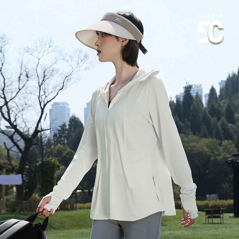 Dámska letná vetrovka s UV ochranou UPF50+, priedušná a ľahká, s kapucňou, polyester