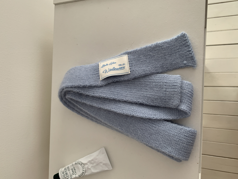 Σετ γάντια και φουλάρι — πλεκτό, κορεάτικου στιλ, κατάλληλο για τον χειμώνα, κυκλοφόρησε το φθινόπωρο του 2023