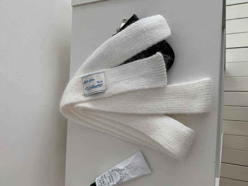 Σετ γάντια και φουλάρι — πλεκτό, κορεάτικου στιλ, κατάλληλο για τον χειμώνα, κυκλοφόρησε το φθινόπωρο του 2023