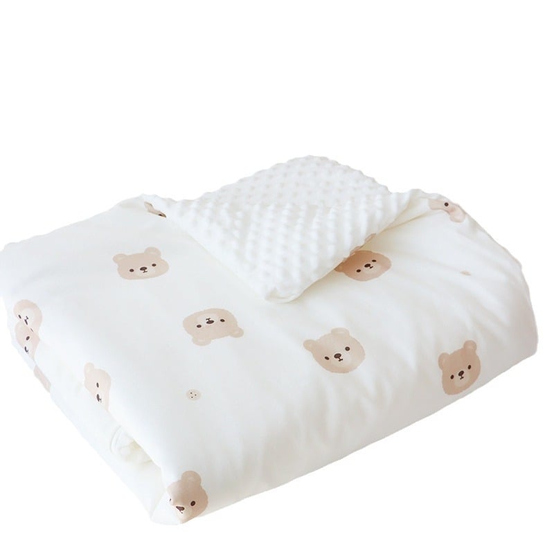Detská prikrývka z čistej bavlny, výplň hodvábne vlákna, odnímateľný a prateľný obal, pre jar a jeseň, vhodné pre deti do 10 rokov.