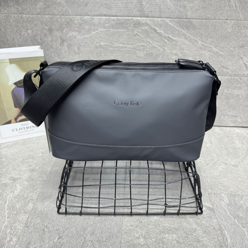 Ανδρική τσάντα crossbody Cebiy Kate - μεμβρανική, αδιάβροχη και διαπνοή, υπερ-ελαφριά, ανθεκτική, street fashion, με πολλαπλά διαμερίσματα, συμβατή με 8 ιντσών φορητό υπολογιστή