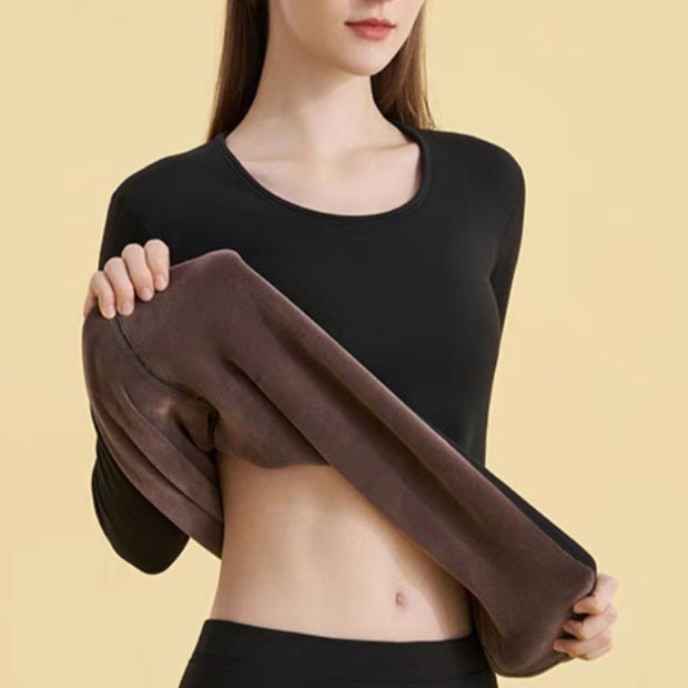 Γυναικεία T-shirt - Oversize, στρογγυλό λαιμό, κέντημα (βισκόζη, λεία ύφανση, κανονικό μανίκι)