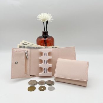 PU δερμάτινο μικρό πορτοφόλι με κλιπ κερμάτων, τριπλού σχεδίου Saffiano, συμπαγές πολυλειτουργικό πορτοφόλι, καλοκαίρι 2023