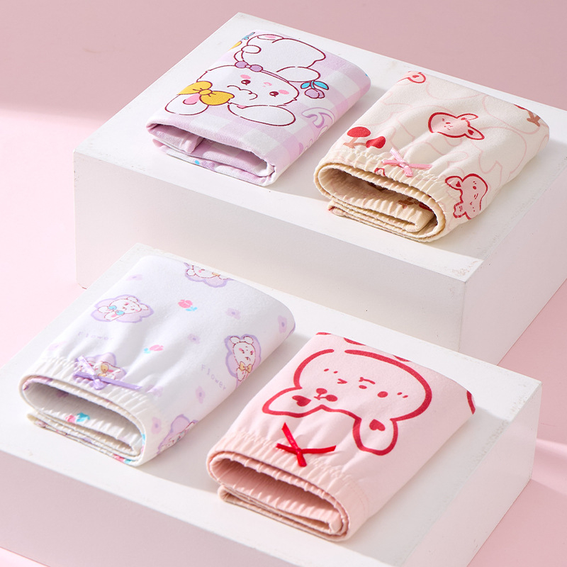 Boxeri pentru fete din bumbac 95%, model ușor de vară, pentru copii 3–8 ani (100–140 cm) și copii mai mari peste 140 cm.