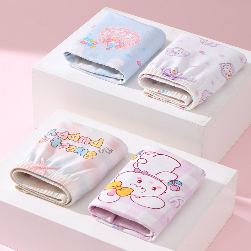 Boxeri pentru fete din bumbac 95%, model ușor de vară, pentru copii 3–8 ani (100–140 cm) și copii mai mari peste 140 cm.