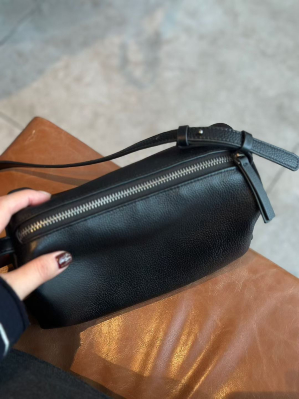 Geantă de umăr crossbody din piele de nivel superior, închidere magnetică, buzunar ascuns cu fermoar