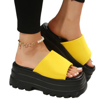 Дамски платформи с дебел под – сандали с рибешки нос, PU горна част, PU вътрешност, гумена подметка, за лятото