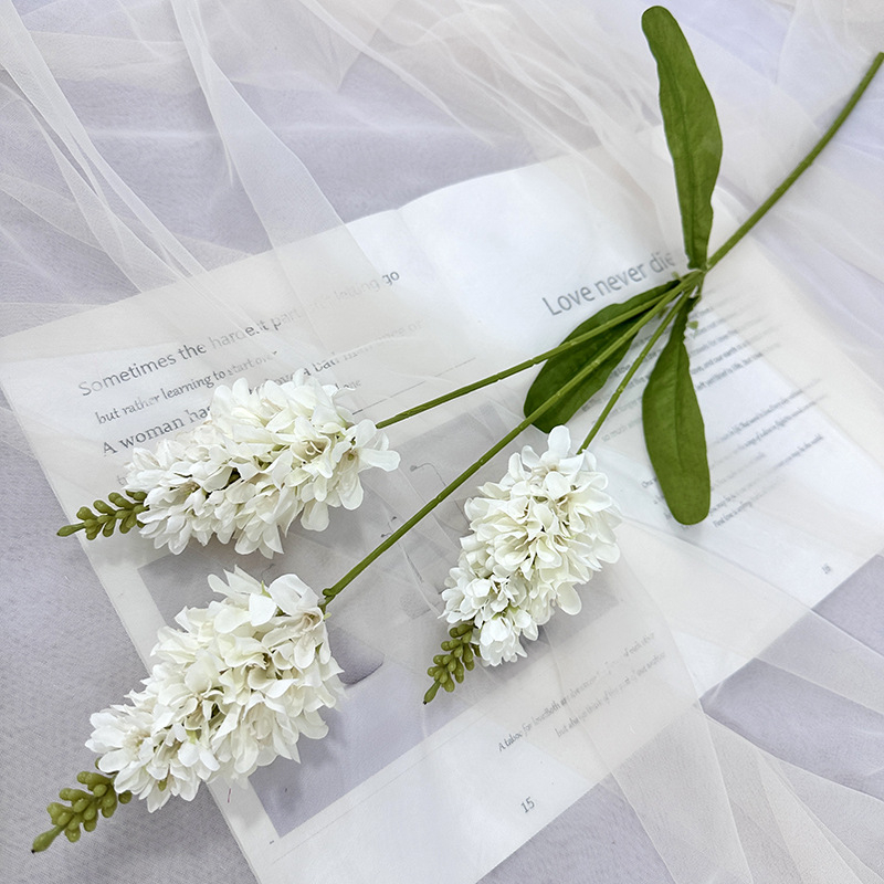 Háromágú mesterséges virágok selyemszövetből, esküvői és fotórekvizitumokra, Yulong márka, variáns 84685