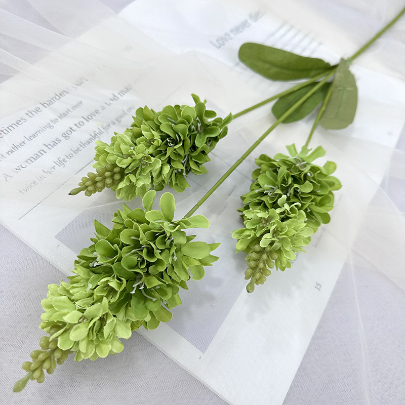 Háromágú mesterséges virágok selyemszövetből, esküvői és fotórekvizitumokra, Yulong márka, variáns 84685