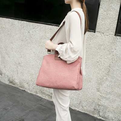 Damska torba za dokumente – korejski stil, profesionalna, velika zapremina, Oxford plat; Materijal: Silk Flower; Stil: ramena/crossbody; Oblik: desni trapez; Otvaranje: poklopac