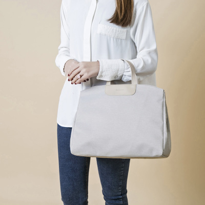 Damska torba za dokumente – korejski stil, profesionalna, velika zapremina, Oxford plat; Materijal: Silk Flower; Stil: ramena/crossbody; Oblik: desni trapez; Otvaranje: poklopac