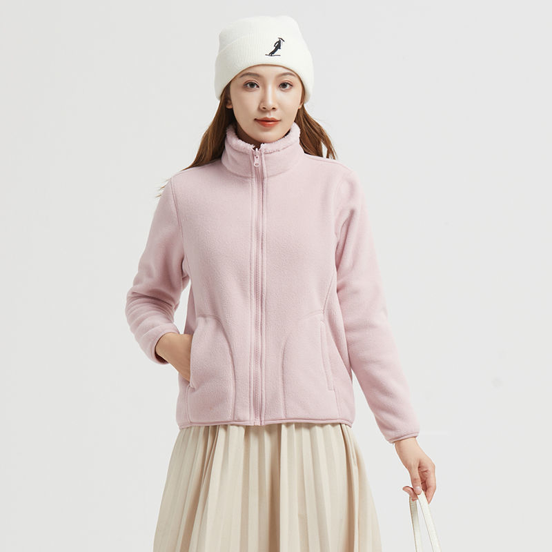 Uniszex téli kétoldalas fleece dzseki, szélvédett, szintetikus rostok keverékéből.