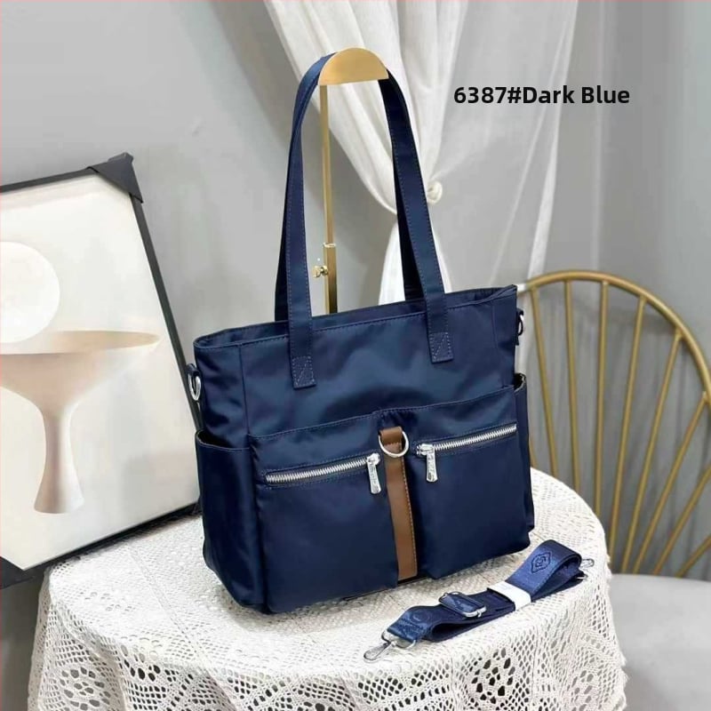 Γυναικεία τσάντα crossbody από Oxford ύφασμα, οριζόντια τετράγωνη μορφή, κλείσιμο με φερμουάρ, διπλό λουρί ώμου, εσωτερικές θήκες: φερμουάρ, θήκη για κινητό και ταυτότητα