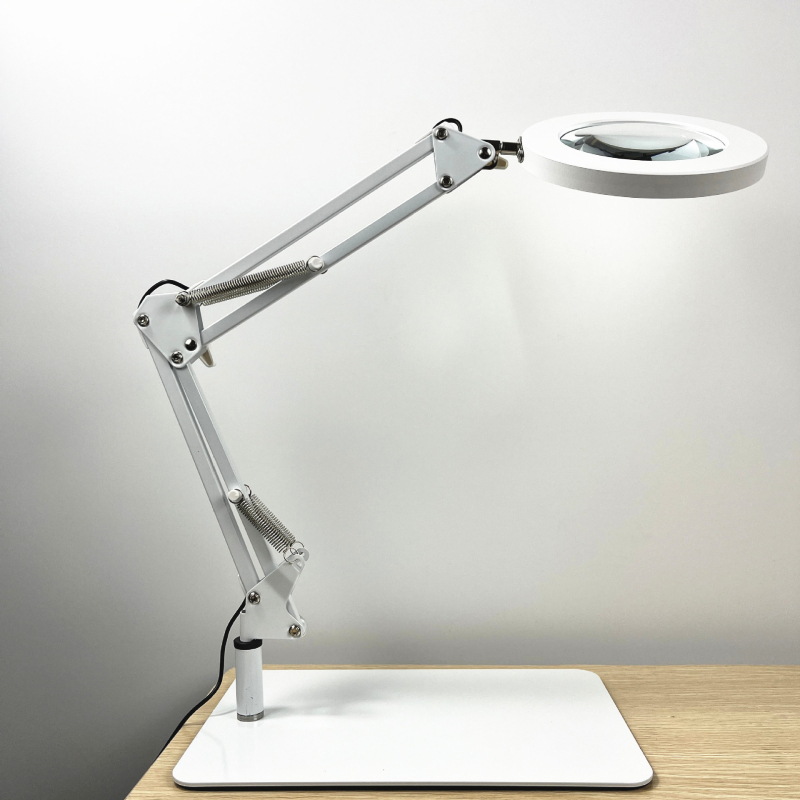 Φωτιστικό LED γραφείου με προστασία ματιών, μακρύ βραχίονας και αναδιπλούμενος μεγεθυντικός φακός, 6–10W, τροφοδοσία USB, CE πιστοποιημένο, CRI 80–89, τάση ≤36V