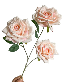 3-fejű selyem rózsa virágrendezés esküvőre és otthoni dekorációhoz