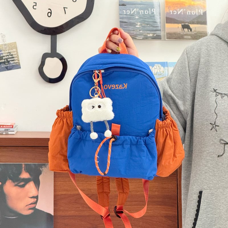 Rucsac pentru studenți – minimalist din nylon, buzunar pentru laptop, fermoar, pentru navetă zilnică și călătorii ușoare