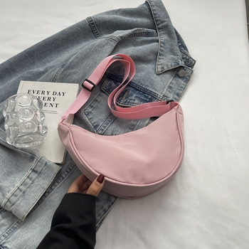 Női dumpling stílusú keresztbody táska, Oxford anyag, poliészter bélés, cipzáras zárás