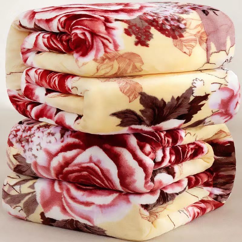 Pătură din fleece coral, fibră de poliamidă, potrivită pentru toate sezoanele, ușoară, sub 300 g.