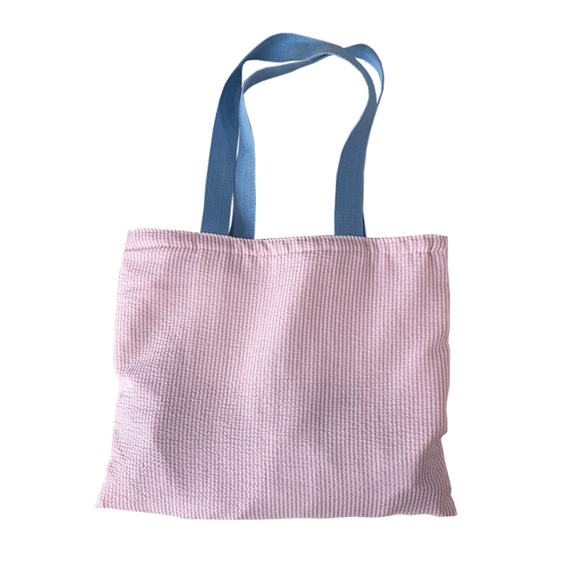 Canvas tote torba, stil Fresh and Sweet, zatvaranje na zip, horizontalni kvadratni oblik, unutarnji džepovi za telefon i identifikacijsku karticu.