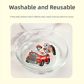 Книжка със стикери с карикатурни герои – хартия, анимационен стил, стикерна обработка, без лого, образователна играчка