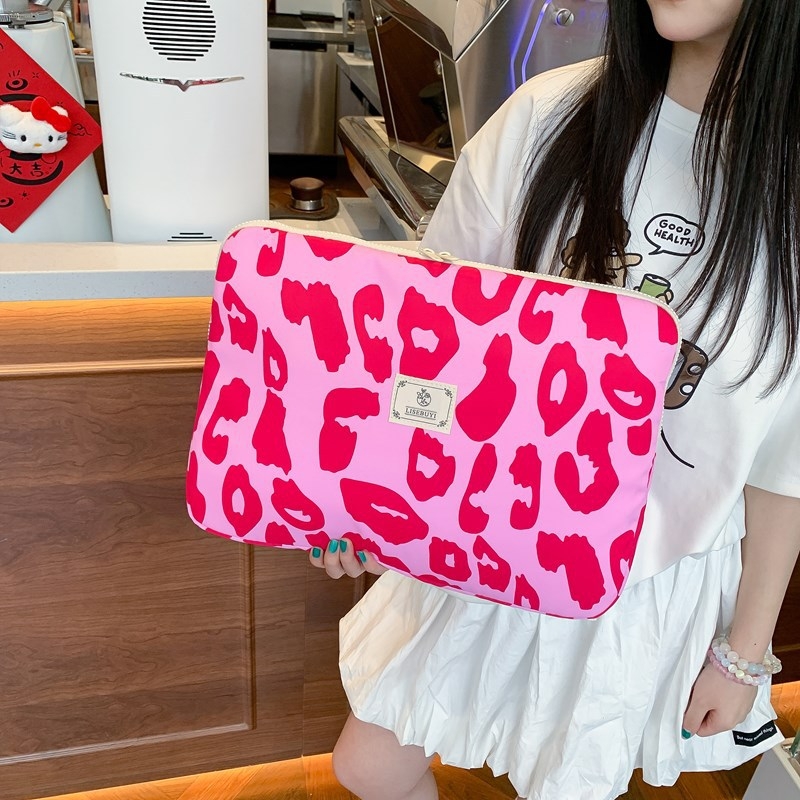 Leopard mintás védőtaszka tabletához és noteszgéphez — kopásálló, poliészter anyag, poliészter bélés, utcai divat stílus