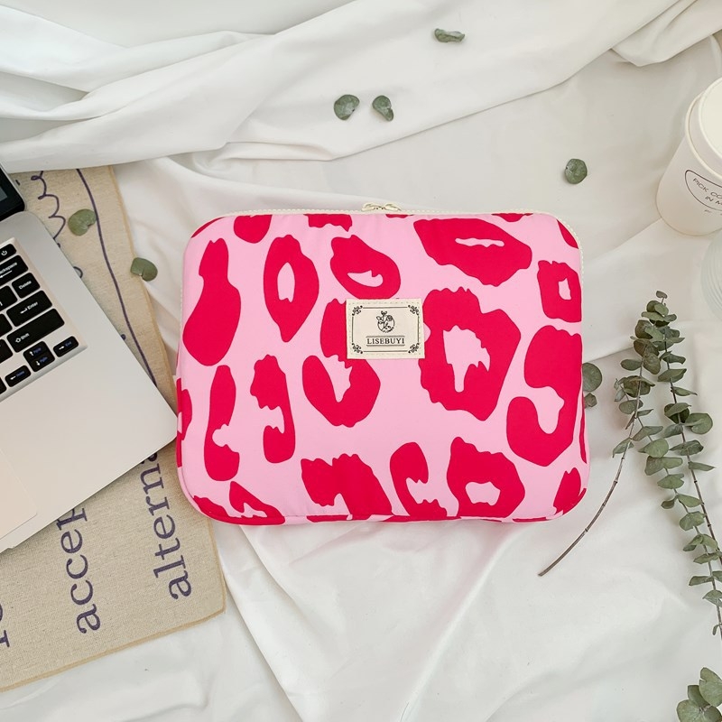 Leopard mintás védőtaszka tabletához és noteszgéphez — kopásálló, poliészter anyag, poliészter bélés, utcai divat stílus