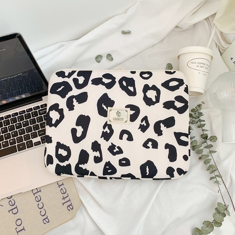 Leopard mintás védőtaszka tabletához és noteszgéphez — kopásálló, poliészter anyag, poliészter bélés, utcai divat stílus