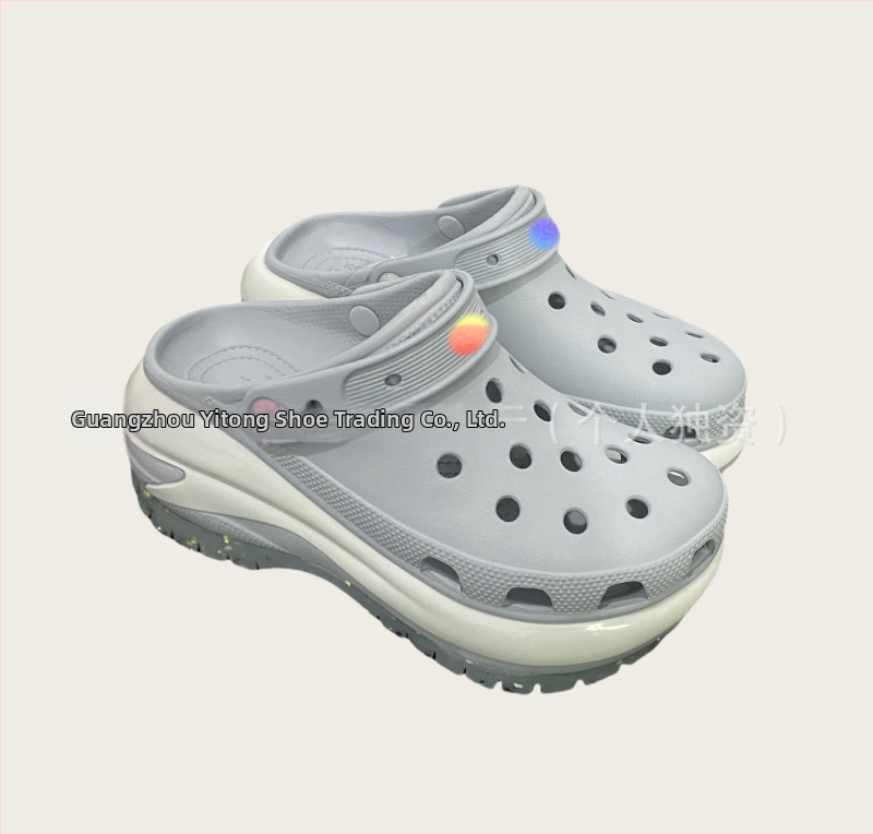 Γυναικείες κλογκς Baotou με διάτρητο πάνω μέρος από EVA, παχιά σόλα πλατφόρμα από EVA, αύξηση ύψους, άνοιξη 2025