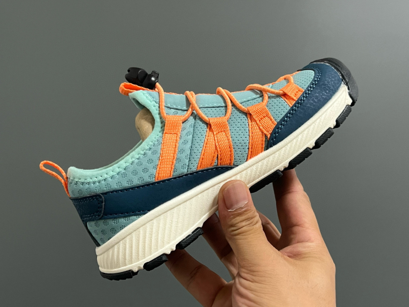 Detské ultra ľahké vonkajšie bežecké topánky – priedušné, protišmykové, gumová podrážka