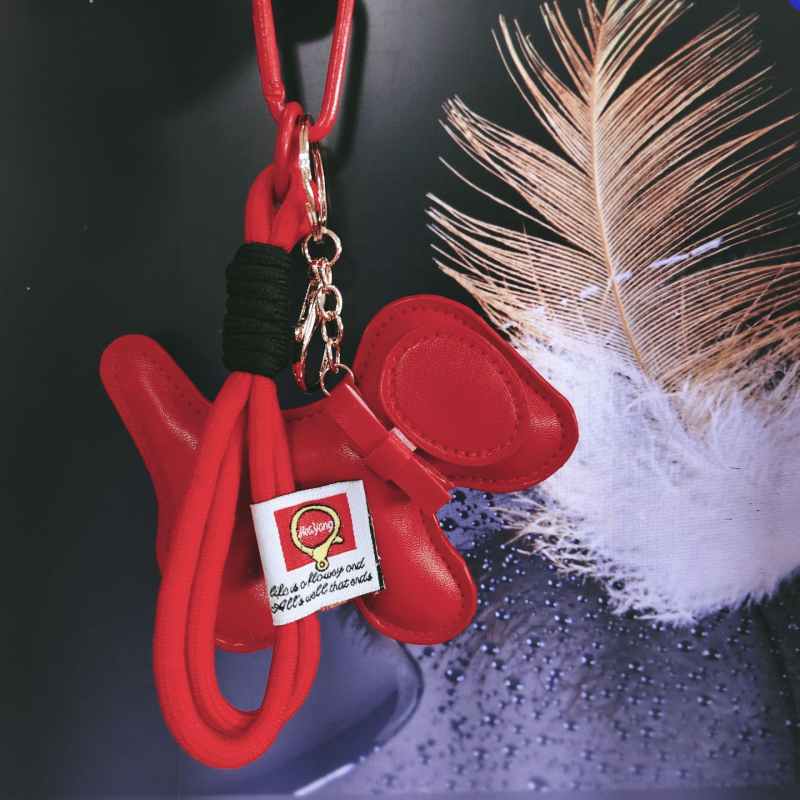 Κλειδοθήκη σκύλου από τεχνητό δέρμα — μοτίβο ζωικού χαρακτήρα, μάρκα Zug, κωδ. 1325584, ημι-χειροποίητη κατασκευή