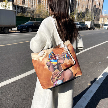 Τσάντα καμβά με εκτύπωση καρτούν, μεγάλη χωρητικότητα, άνοιγμα με φερμουάρ, μορφή οριζόντιου τετραγώνου, επένδυση πολυεστέρα, διπλοί ιμάντες