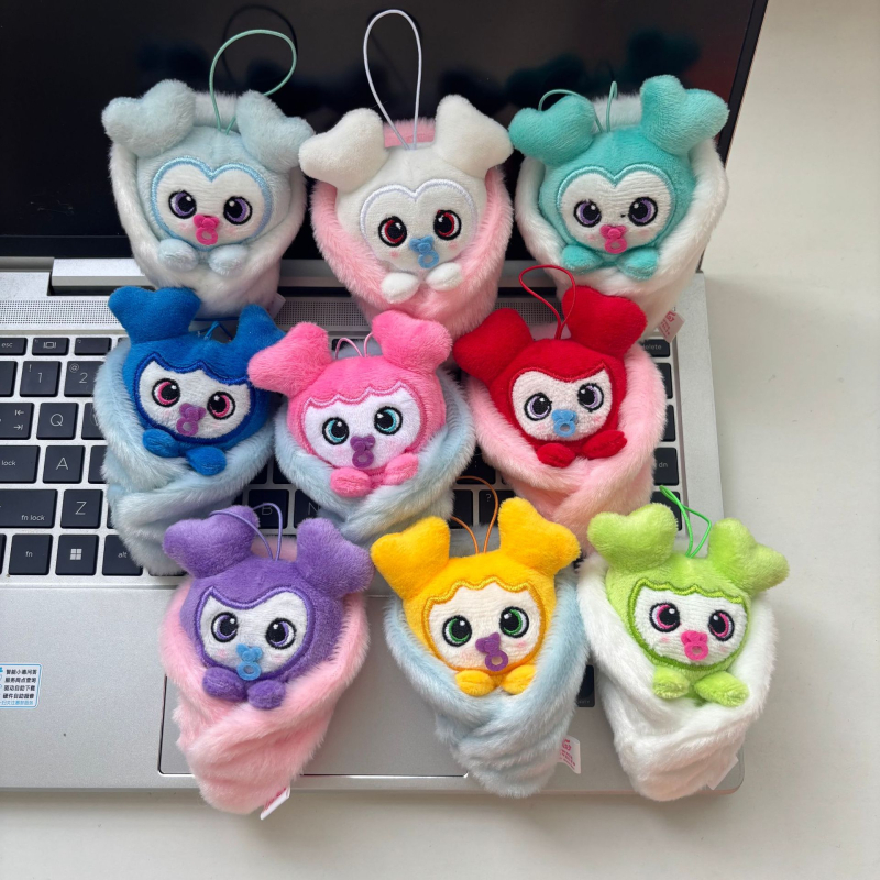 Twice privjesak za ključeve – plišna lutka od vune, japansko-korejski stil
