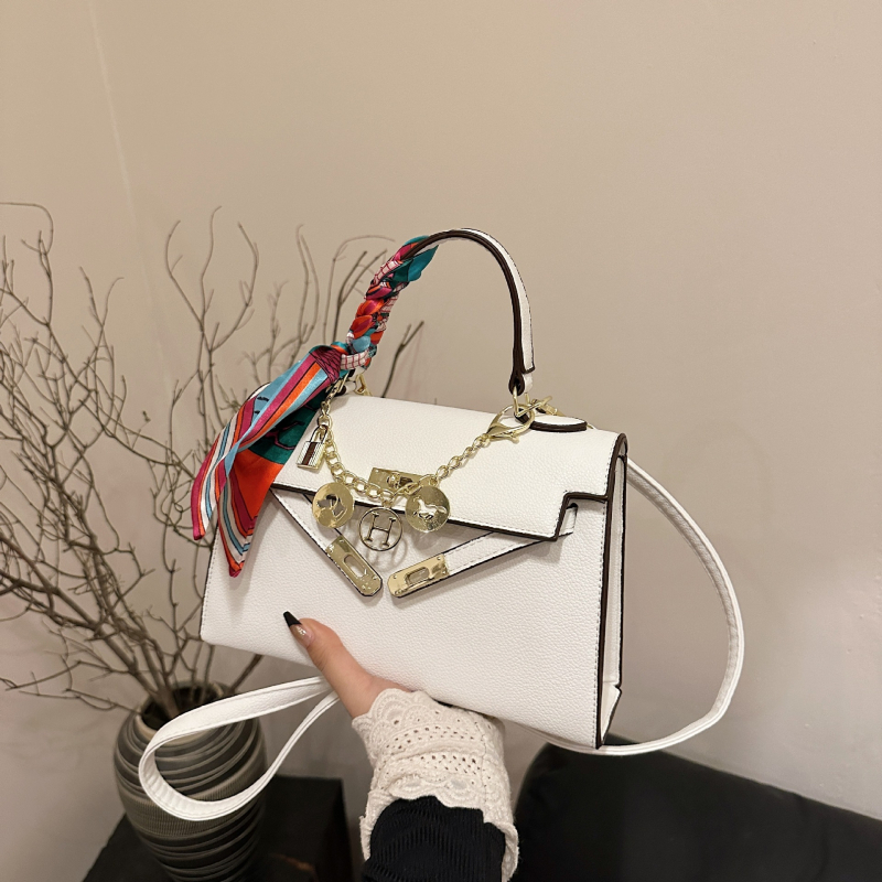 PU táska zárózárral, vízszintes négyszög alakú, belső telefontartó zseb, béleletlen, városi minimalist stílus