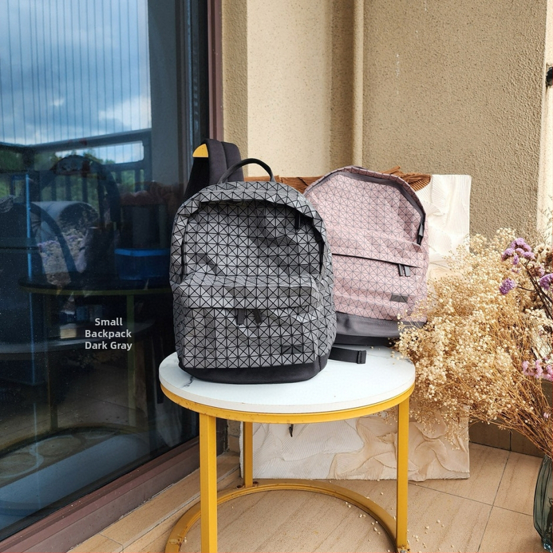 BAOBAO silikónový ruksak, geometrické prešívanie, unisex, vhodný pre 14-palcový notebook, objem do 20 L, mestský minimalistický štýl