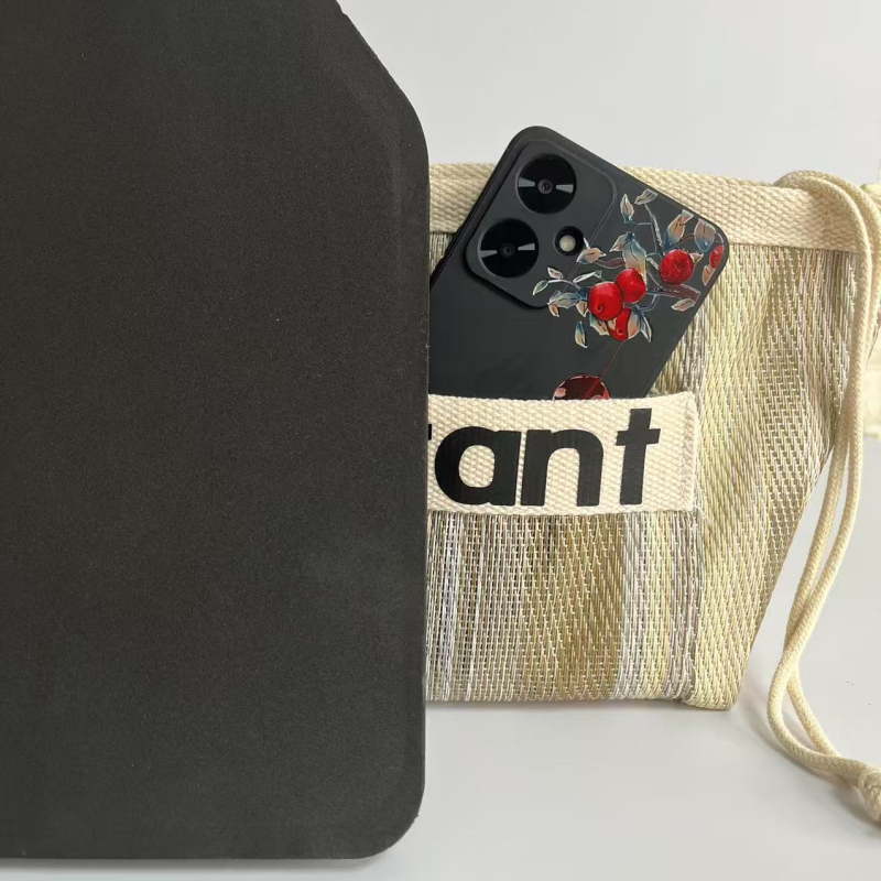 PVC kozmetikai táska betűs mintával, bélés nélküli, légáteresztő és bővíthető, nőknek